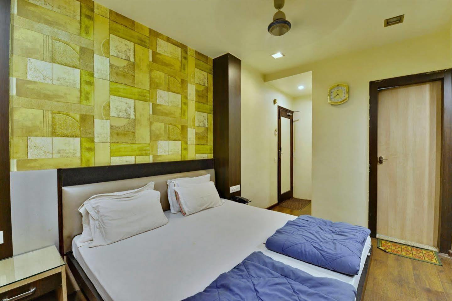 Hotel Kanishka Rāipur Dış mekan fotoğraf