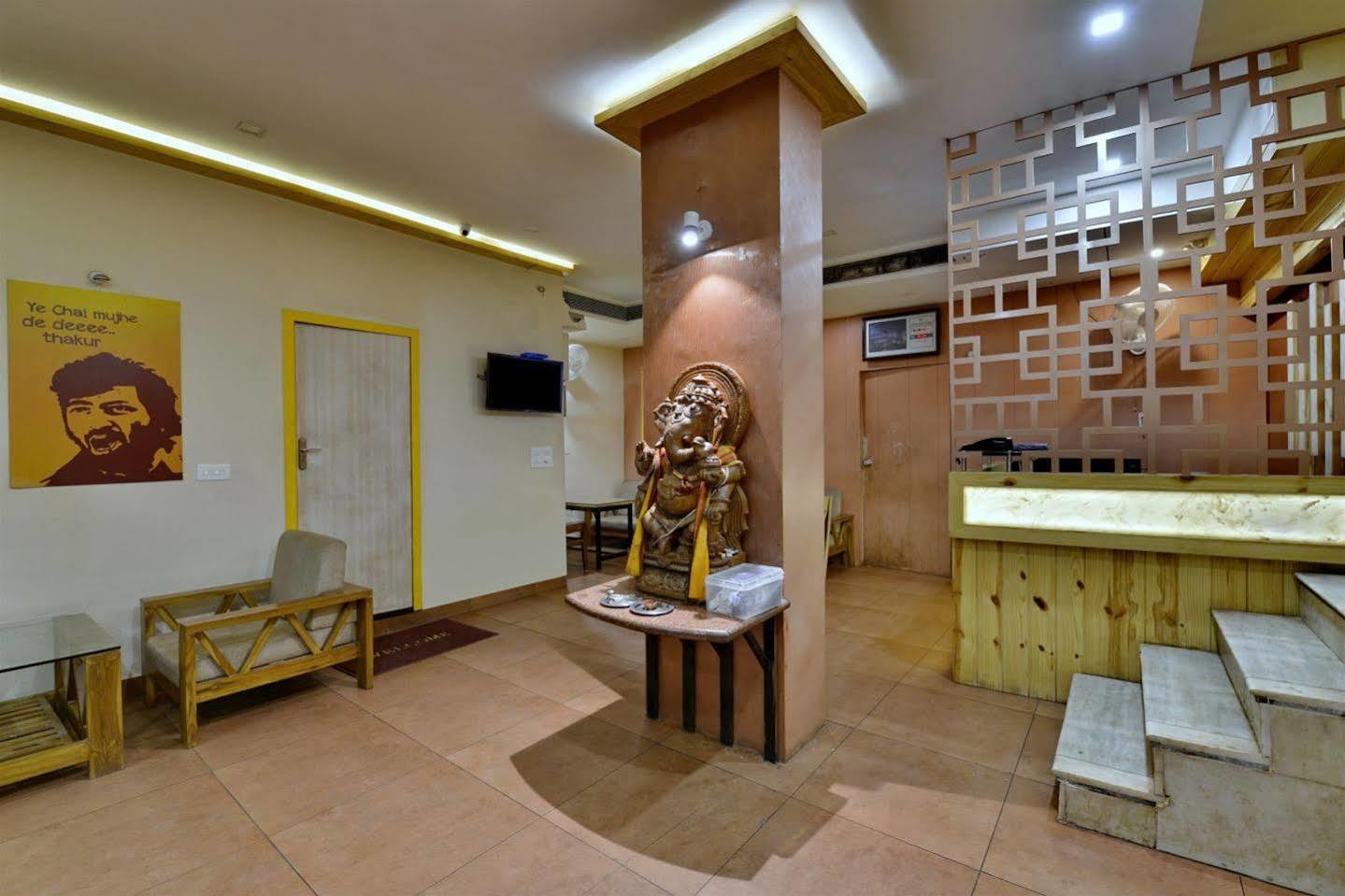Hotel Kanishka Rāipur Dış mekan fotoğraf